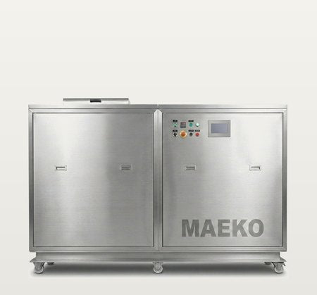 MAEKO CW200: a two-door stainless cabinet with an IoT touch panel on the right door